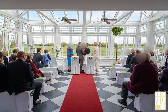 Hochzeit im Golfclub Sankt Urbanus, Köln. Dr. Velte Golf. Hochzeitsfotograf Köln